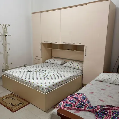 Appartement Vasip Golem (Tirana)